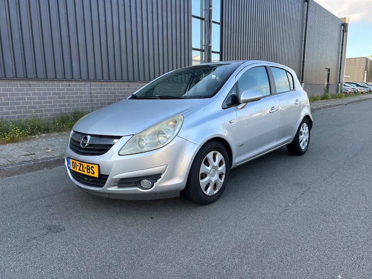 Opel Corsa - 1.4-16V Enjoy VOOR HANDEL/EXPORT - AutoWereld.nl