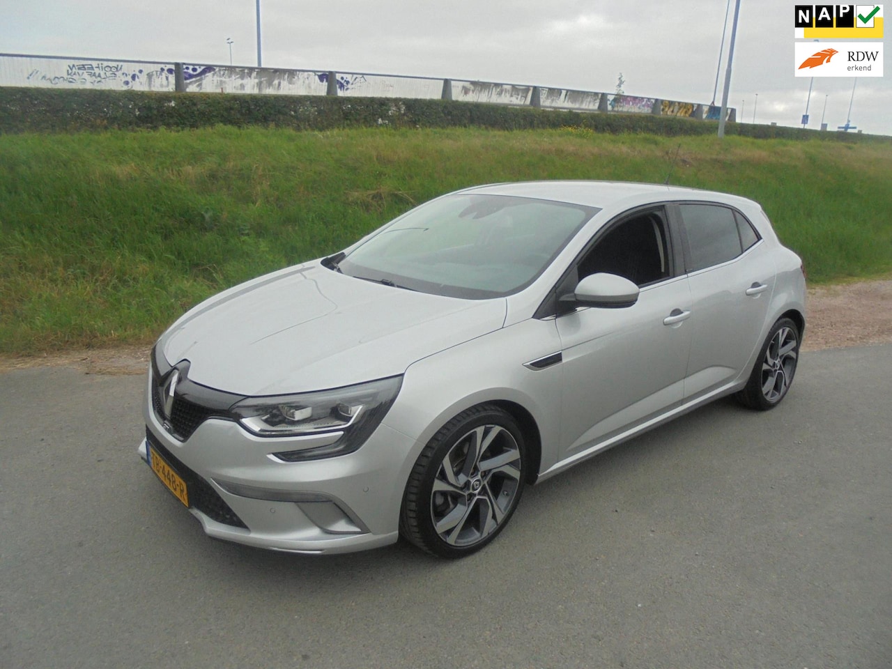 Renault Mégane - Renault Megane 1.6 benzine GT AUTOMAAT airco ecc lmv navigatie - AutoWereld.nl