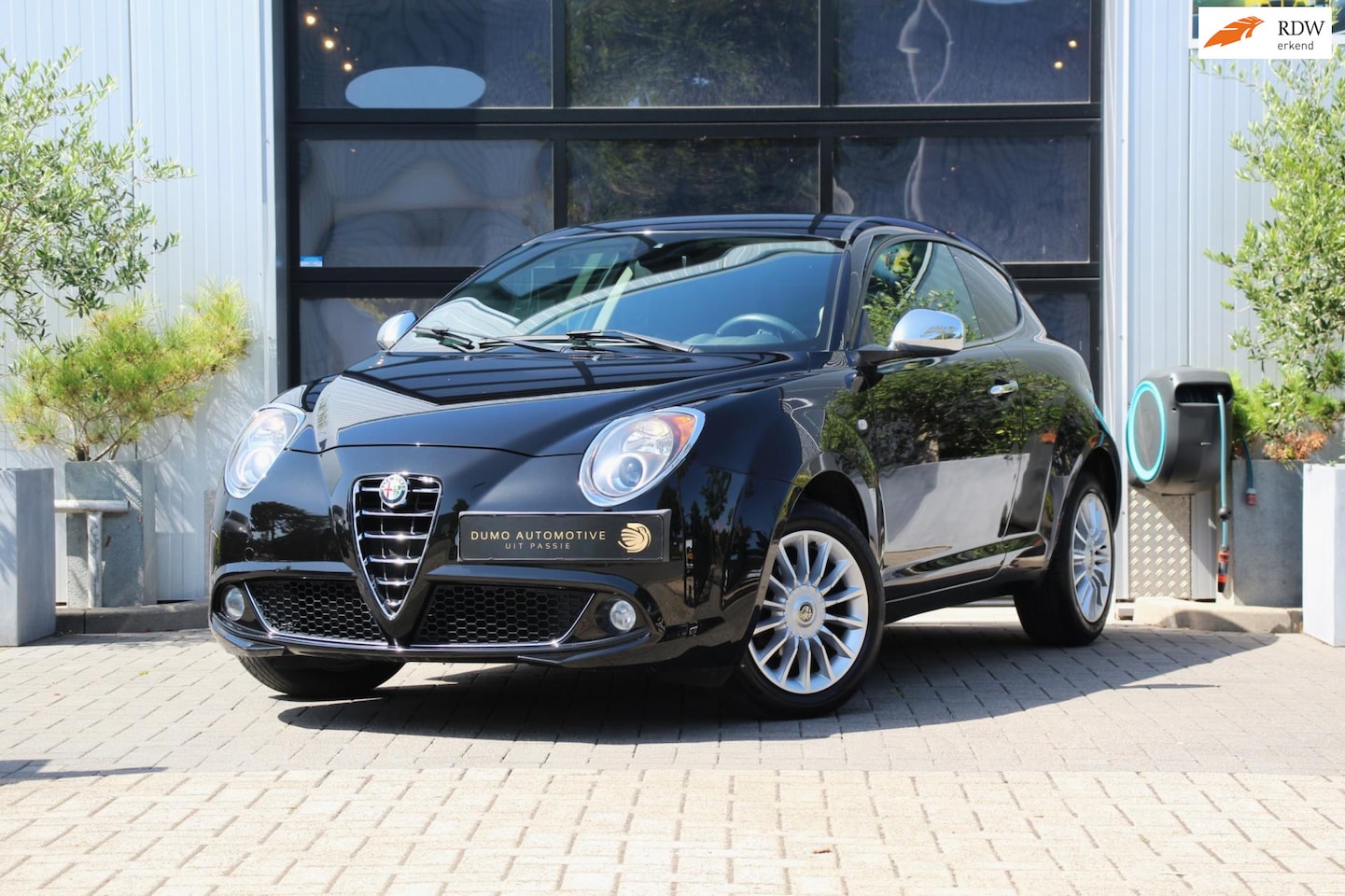 Alfa Romeo MiTo - 1.4 Turismo Etna Nero - Airco - Lichtmetaal - Topstaat - AutoWereld.nl