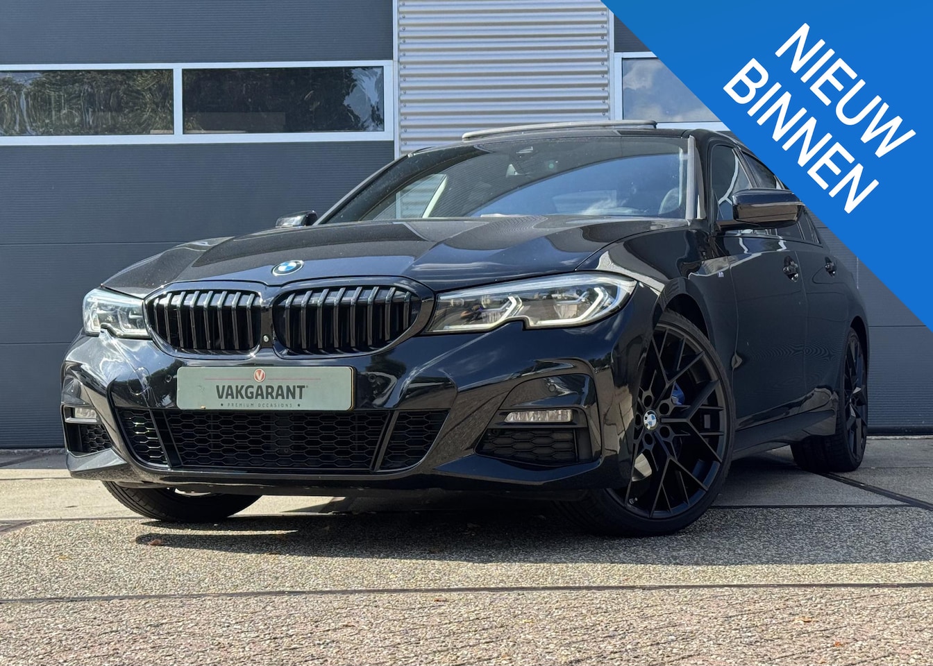 BMW 3-serie - 330i High Executive Edition |Pano |Sfeer |360° |Leder |Maxton - AutoWereld.nl