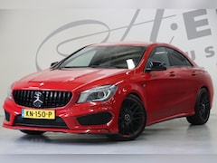 Mercedes-Benz CLA-Klasse - 180/ AMG-styling/ Nightpakket/ Navigatie