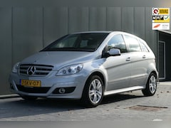 Mercedes-Benz B-klasse - 200 Pano Trekhaak Cruise Youngtimer stoelverwarming