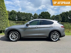 Alfa Romeo Stelvio - 2.0t Q4 Veloce 310pk, 44dkm pano, 20 inch