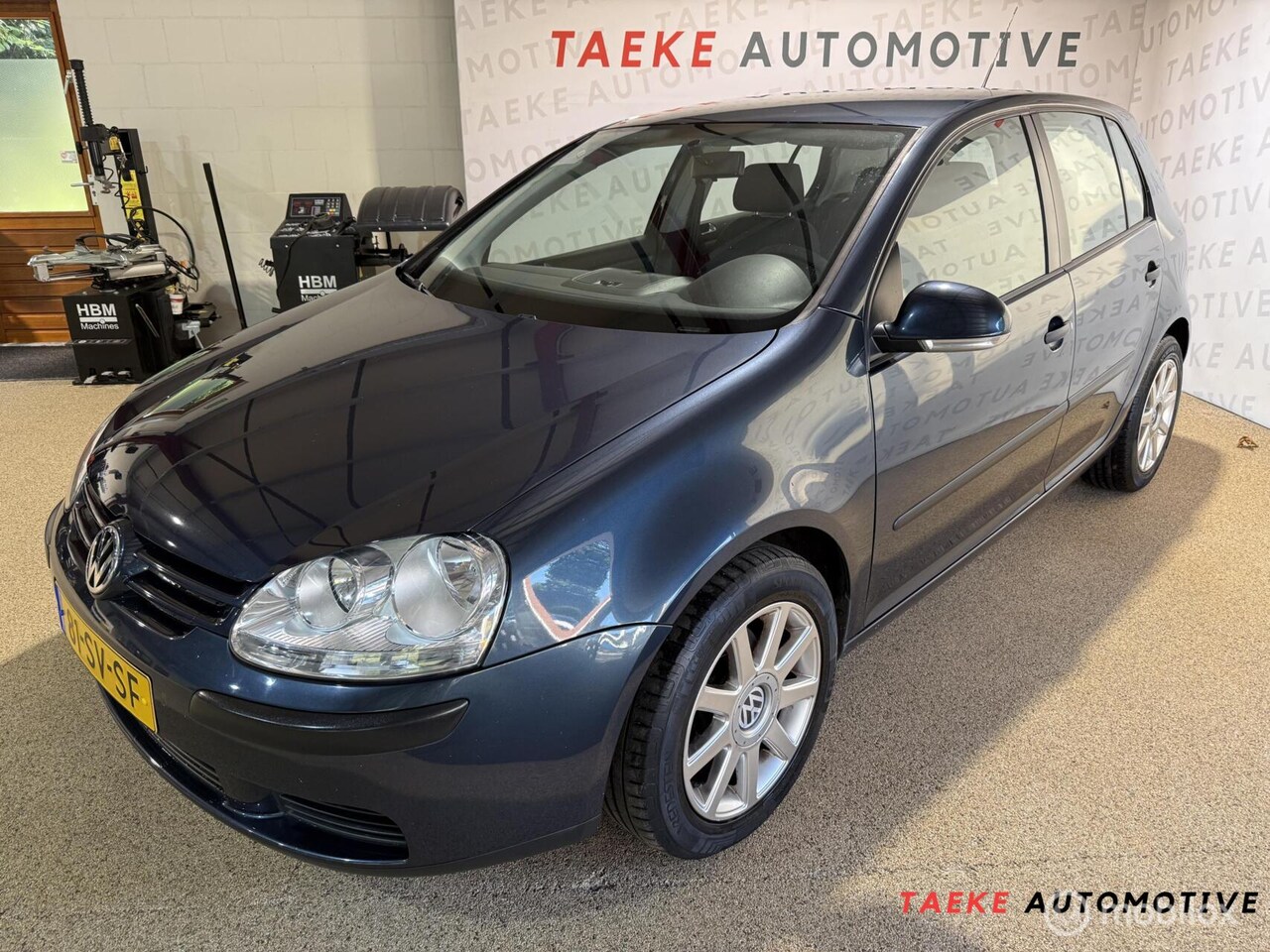 Volkswagen Golf - 1.4 FSI Businessline Clima/Nap/1e EIG - AutoWereld.nl