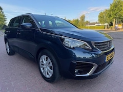 Peugeot 5008 - 1.2 PUTE TECH EXECUTIVE/THAAK/LEER/NAVI/APK