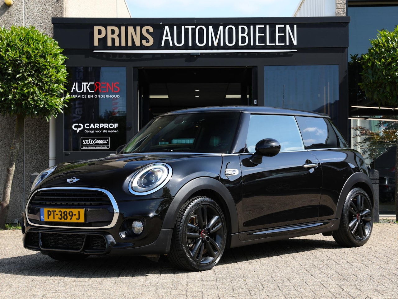 MINI John Cooper Works - Mini 1.5 Coopers - AutoWereld.nl