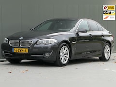 BMW 5-serie - 520i Upgrade Edition NAP Carplay Sportstoelen Leder Memory