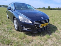 Peugeot 508 SW - 1.6 THP Allure Luxe Allure uitvoering met o.a. lichtlederen bekleding, panoramadak, stoelverwarming, priv