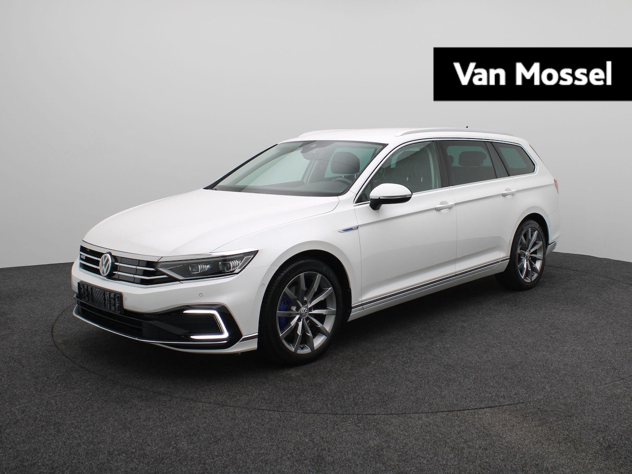 Volkswagen Passat Variant - 1.4 TSI PHEV GTE Business 1.4 TSI PHEV GTE Business 218 PK - AutoWereld.nl