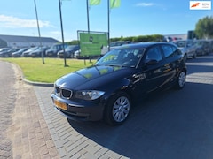 BMW 1-serie - 116i Business Line / Nette auto / APK maart 2026