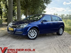 Opel Astra - 1.6 Elegance 5 Deurs Climate Half Leder Trekhaak