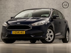 Ford Focus - 1.0 Sport (GROOT NAVI, PARKEERSENSOREN, CRUISE, SPORTSTOELEN, PARKEERSENSOREN, LM VELGEN,