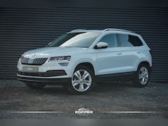 Skoda Karoq - 1.5 TSI ACT Style Business / Pano / Trekhaak / Adaptive Cruise