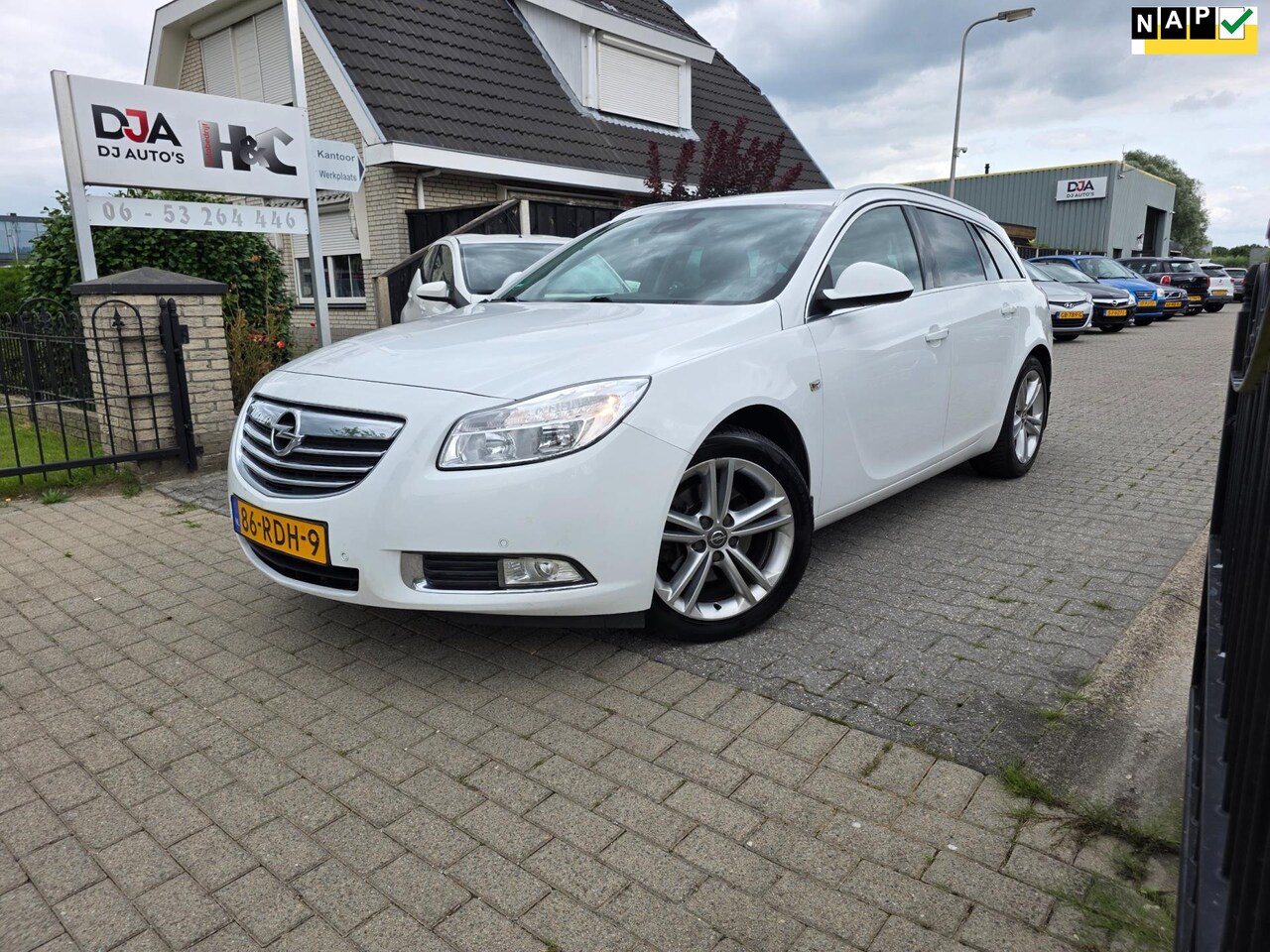 Opel Insignia Sports Tourer - 1.6 T Sport 1.6 T Sport - AutoWereld.nl