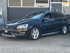 Volvo V60 - 2.4 D6 AWD Plug-In Hybrid Summum 1 ste eigen N.A.P