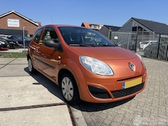 Renault Twingo - 1.2 Authentique 106.100 KM