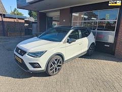 SEAT Arona - FR 1.0 TSI Xcellence Business Intense, Trekhaak, Keyless, PDC, Clima, NAP