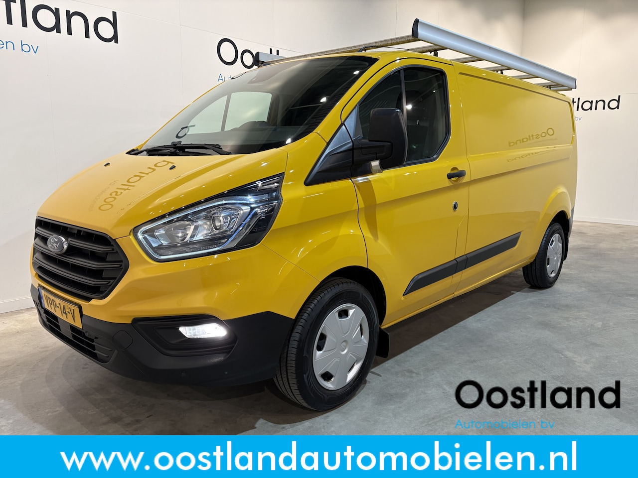 Ford Transit Custom - 320 2.0 TDCI L2H1 Trend / Euro 6 / Airco / Cruise Control / PDC / Trekhaak / Imperiaal - AutoWereld.nl