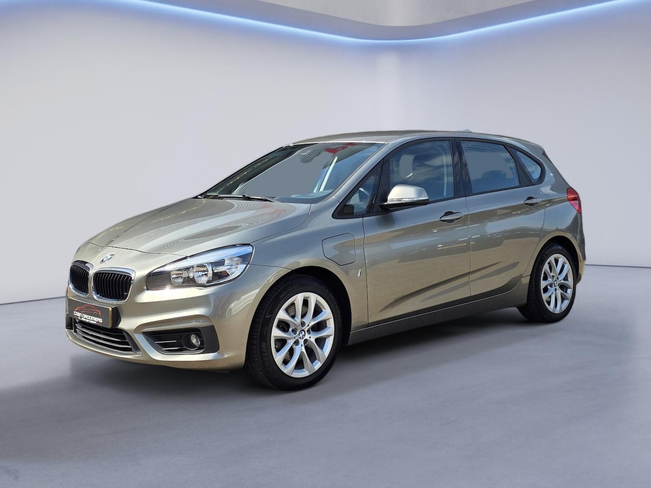 BMW 2-serie Active Tourer - 225xe iPerformance /Apple Carplay/Elektr. klep/Parkeersens./Cruise&Clima Contr./Navi/17''L - AutoWereld.nl