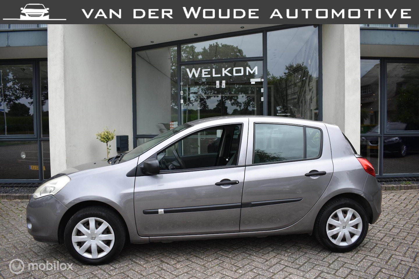 Renault Clio - 1.2 Expression 2010 5DRS, Airco|Navi|T.haak! - AutoWereld.nl