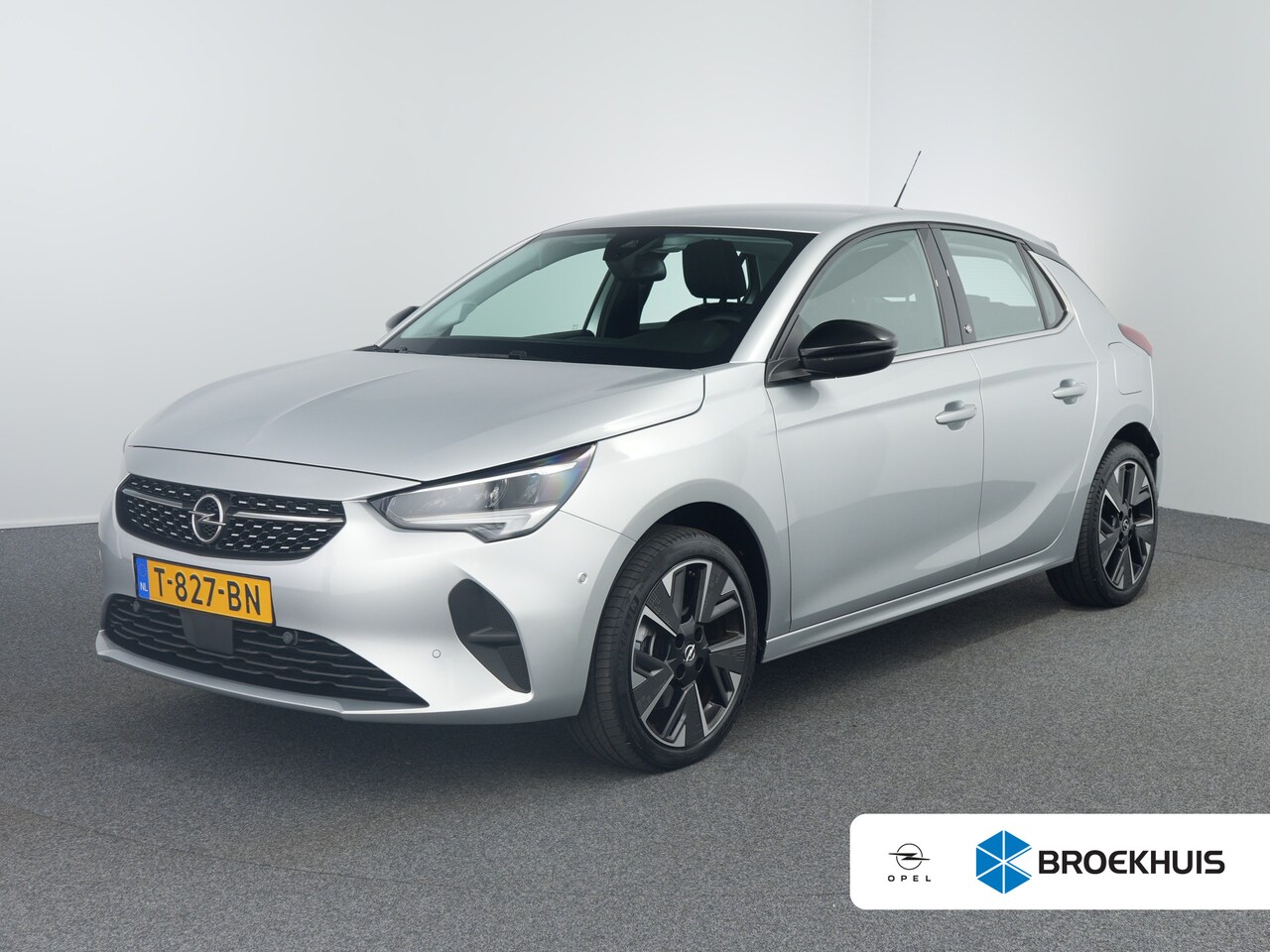 Opel Corsa-e - Level 3 50 kWh 3-fase | STOEL + STUURVERWARMING | PARKEERSENSOREN V+A | ADAPTIVE CRUISE CO - AutoWereld.nl