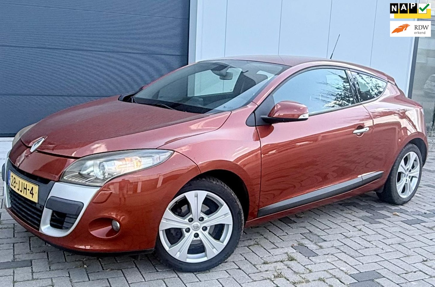 Renault Mégane Coupé - 1.6 Dynamique 1.6 Dynamique - AutoWereld.nl