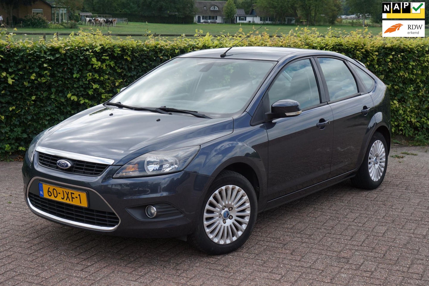 Ford Focus - 1.8 Limited|2e Eigenaar|Clima|Navi|Nap|Trekhaak - AutoWereld.nl