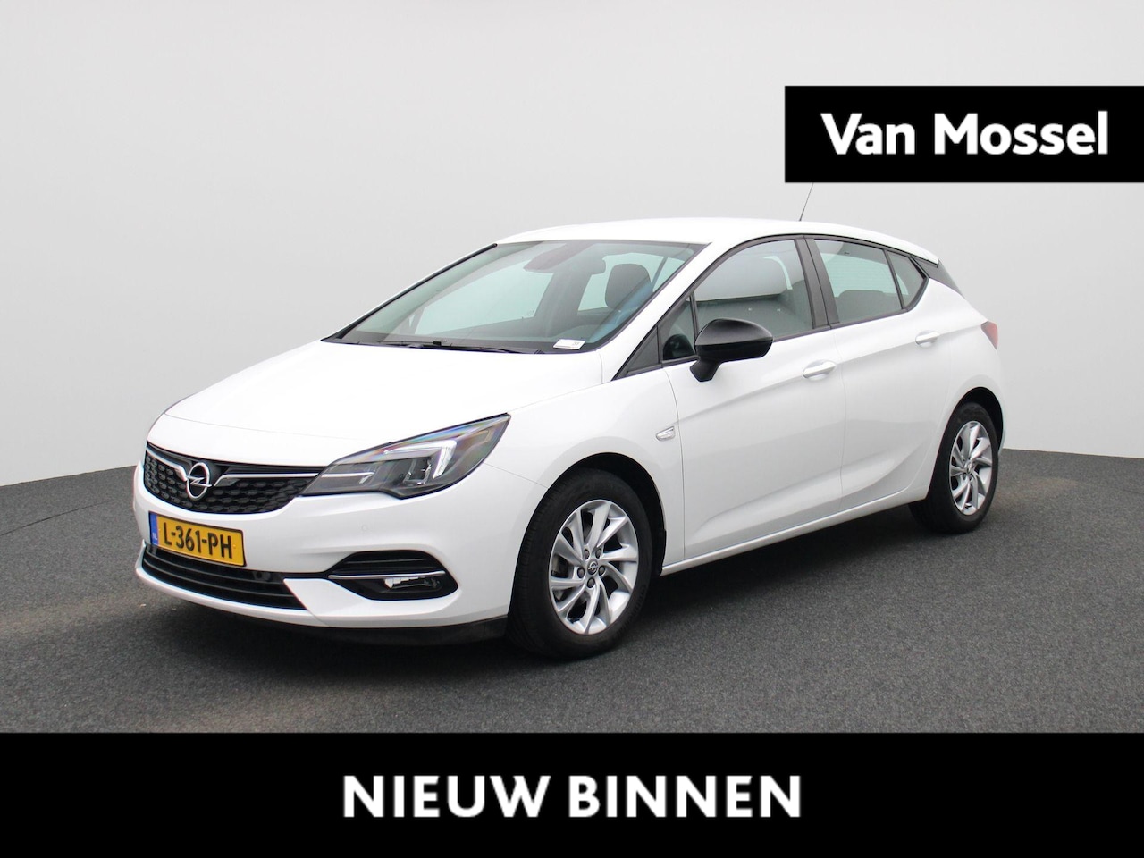 Opel Astra - 1.2 Business Edition | NAVIGATIE | ACHTERUITRIJCAMERA | PARKEERSENSOREN | CRUISE COTNROL | - AutoWereld.nl