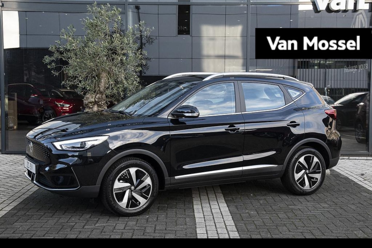 MG ZS - Standard Range Luxury 50 kWh - AutoWereld.nl