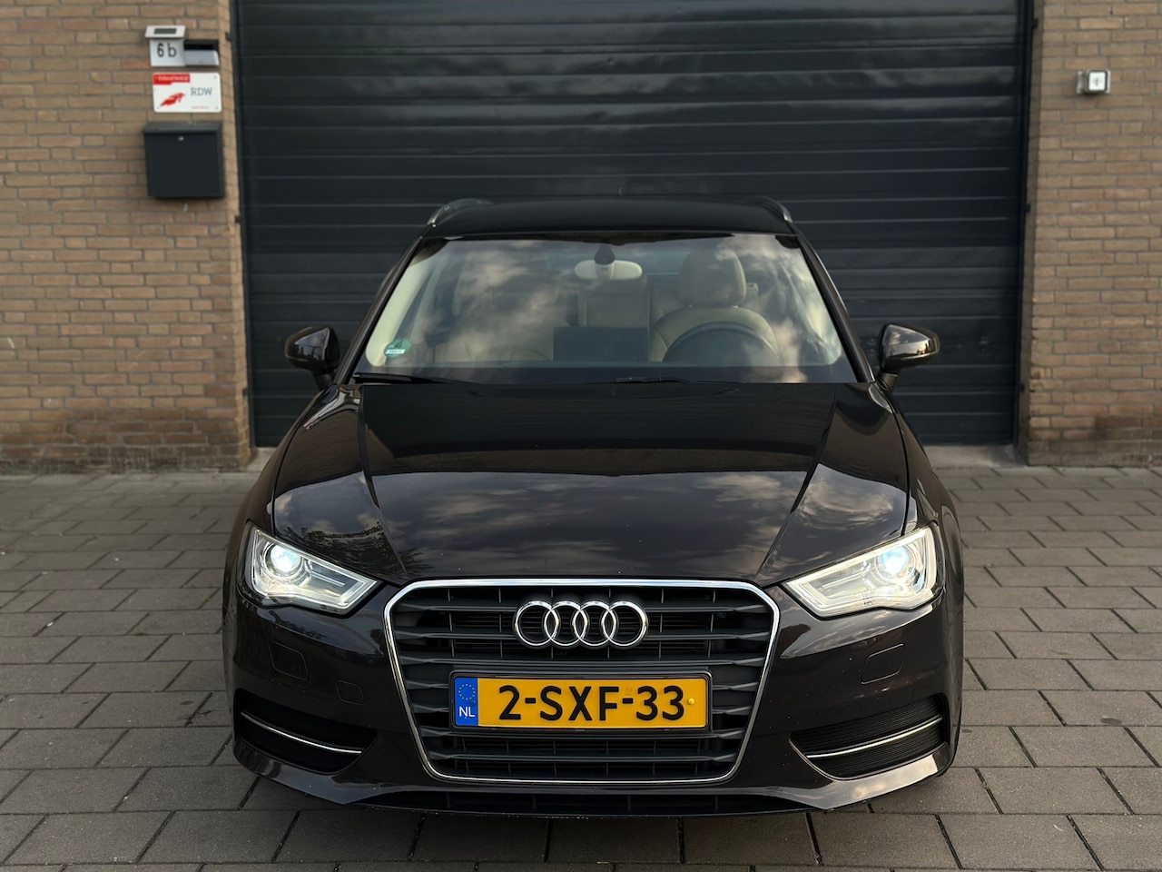Audi A3 Sportback - 1.4 TFSI AUT Ambiente Pro Line plus Clima Cruise Control stoelverw Navi PDC Camera - AutoWereld.nl