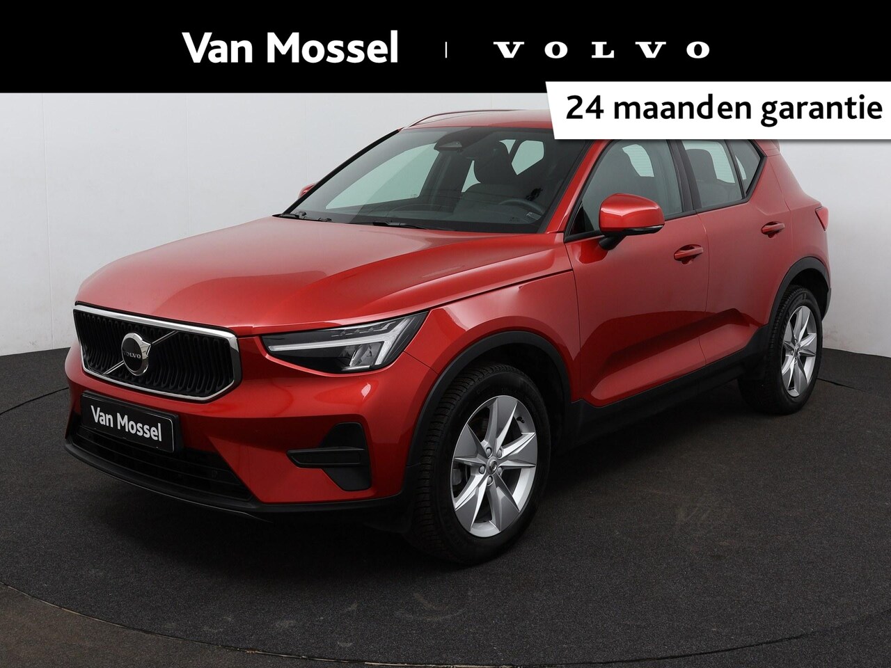 Volvo XC40 - B3 Momentum Mild Hybrid | Navigatie | ECC | Park Assist | Parkeercamera | LED | - AutoWereld.nl