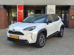 Toyota Yaris Cross - 1.5 Hybrid EXECUTIVE TREKHAAK JBL-AUDIO HEAD-UP NAVI STOELVERW KEYLESS NL-AUTO 1E-EIG LAGE
