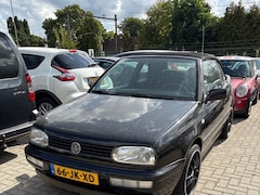 Volkswagen Golf Cabriolet - 1.8