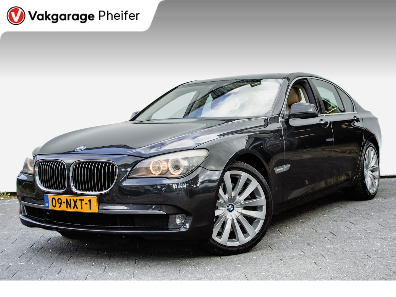 BMW 7-serie - 740i Aut.8 Lederen int./ Head up/ Stoelverwarming-ventilatie/ Pdc v+a/ Bi-xenon - AutoWereld.nl
