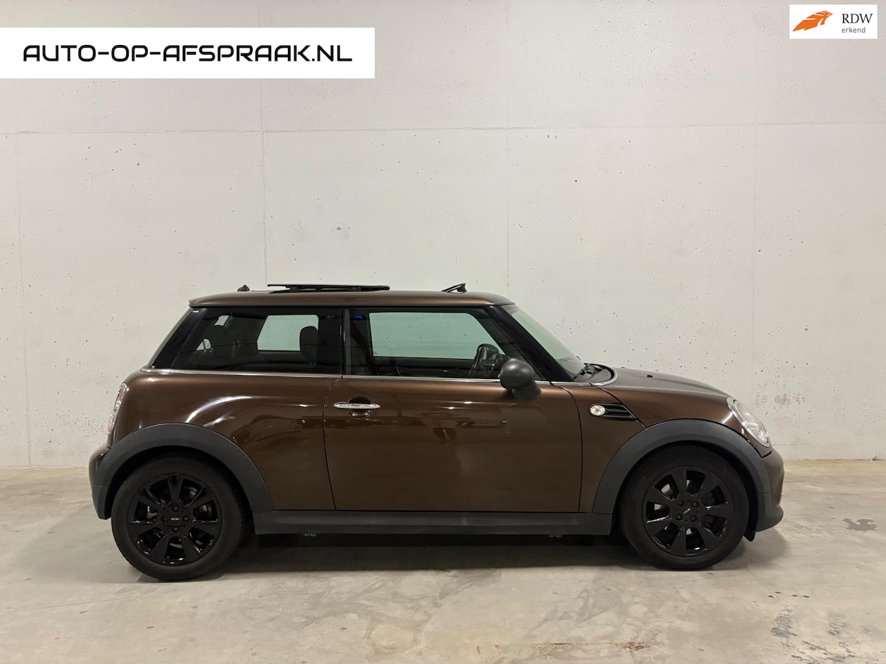 MINI Cooper - Mini 1.6 Chili Panorama - AutoWereld.nl