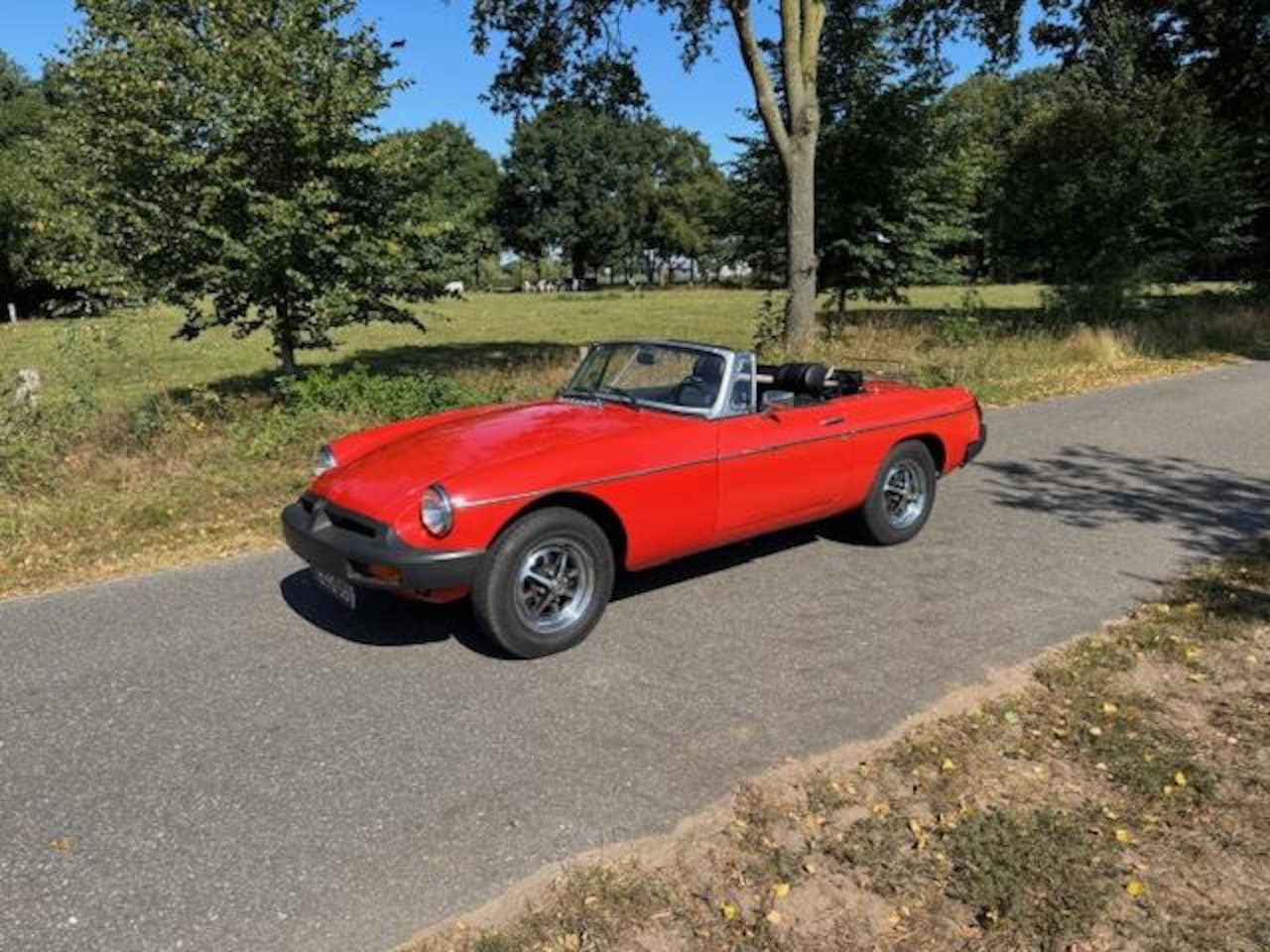 MG B type - 1.8 Roadster Origineel Nederlands - AutoWereld.nl