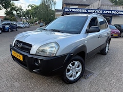 Hyundai Tucson - 2.0i Dynamic Cross *APK*CRUISE*AIRCO*TREKHAAK*LM. VELGEN*ELEKTR. PAKKET