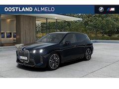 BMW iX - xDrive45 M Sport / Panoramadak / Trekhaak / Stoelventilatie / Soft-Close / Adaptief onders