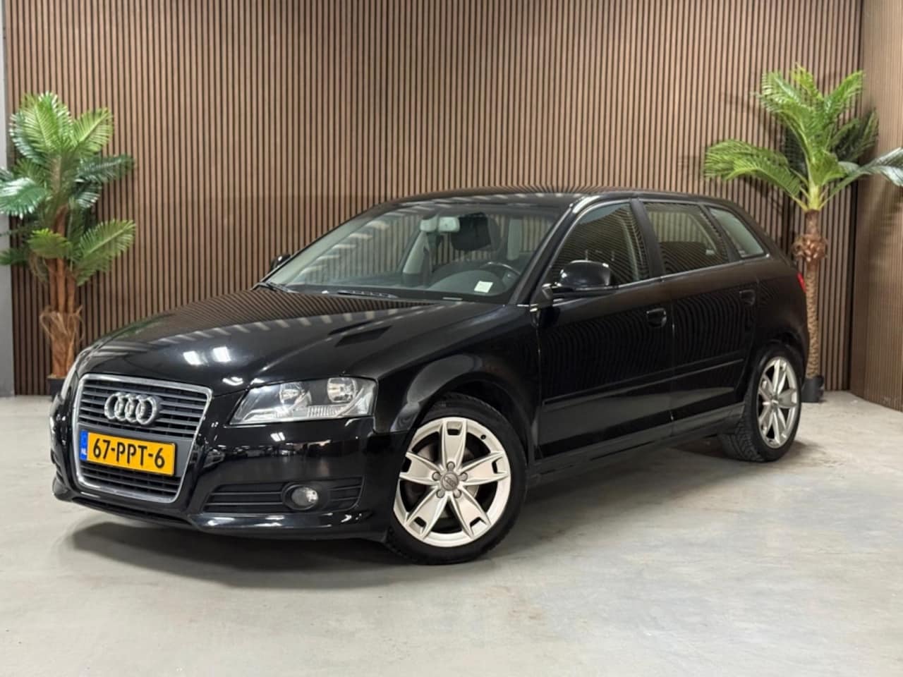 Audi A3 Sportback - 1.8 TFSI Attr. B.E. - AutoWereld.nl