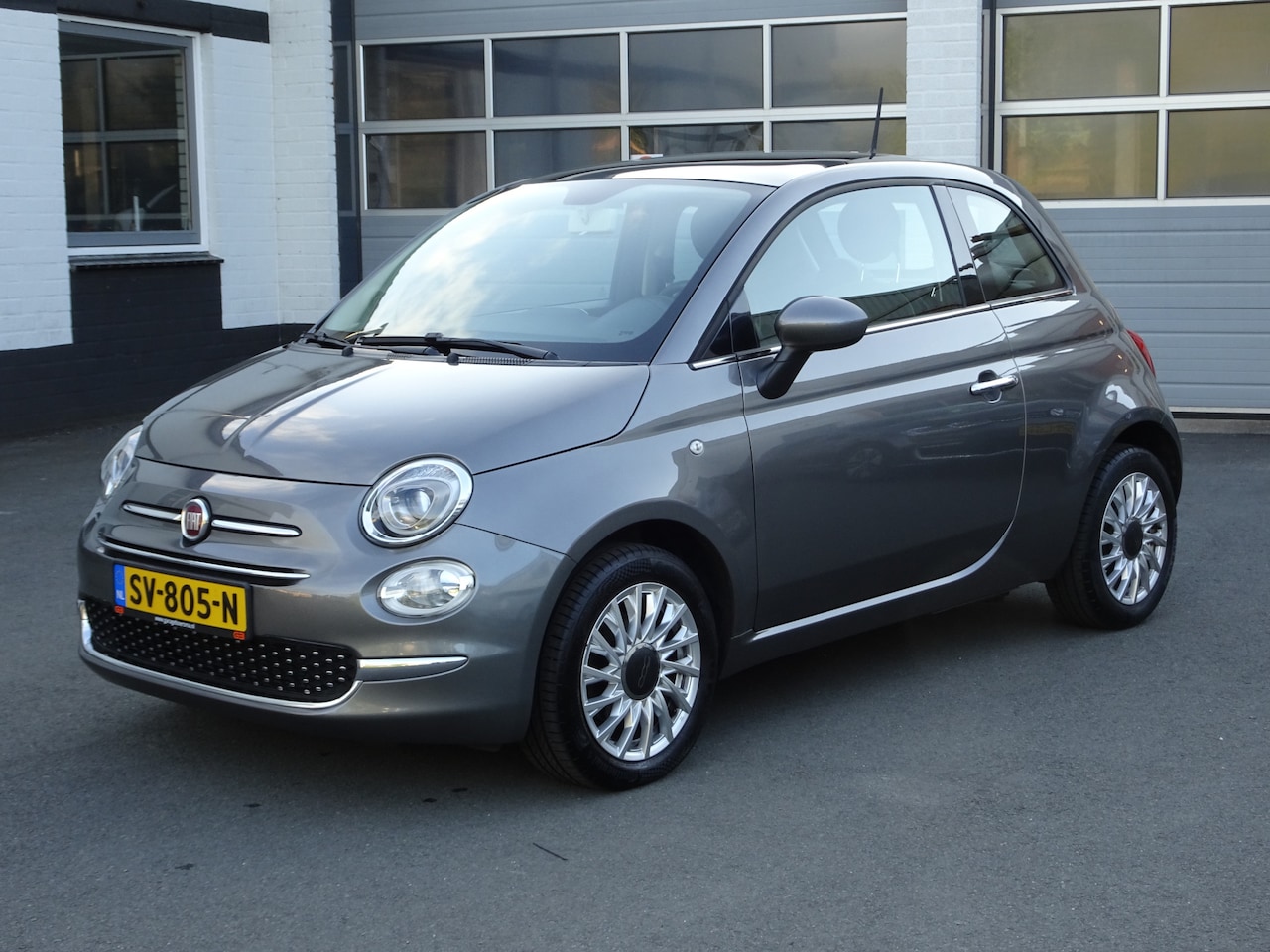Fiat 500 - 1.2 Lounge Airco, cruise controle, panorama dak, licht metalen velgen, enz. - AutoWereld.nl