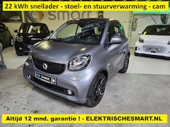 Smart Fortwo - EQ 22 kWh snellader - leder - stoel- en stuurverwarming - camera - navi etc