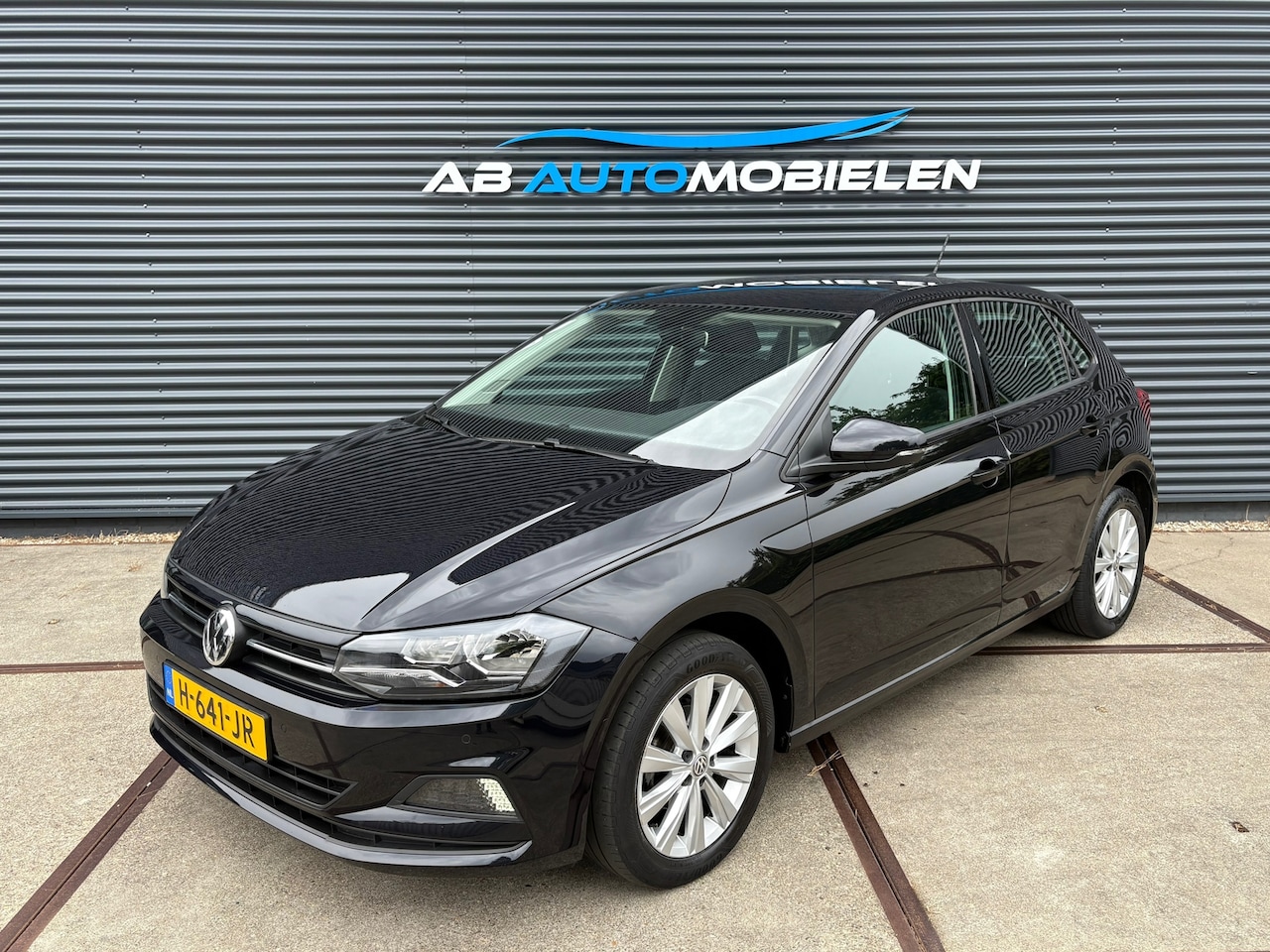 Volkswagen Polo - 1.0 TSI Highline Business R STOELVERWARMING/ PARKEERSENSOREN - AutoWereld.nl