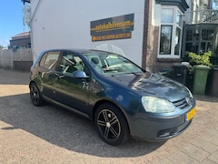 Volkswagen Golf - 1.6 FSI Turijn 5 DEURS