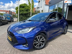 Toyota Yaris - 1.5 Hybrid Style Bi-Tone|Apple Carplay|Stoelverwarming