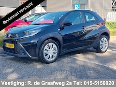Toyota Aygo X - 1.0 VVT-i S-CVT Play Automaat | Apple Carplay & AndroidAUTO | Camera | Airco |