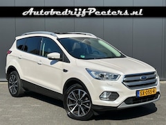 Ford Kuga - 1.5 Titanium 1e eigenaar P-dak Navi Camera Cruise Trekhaak NL-auto