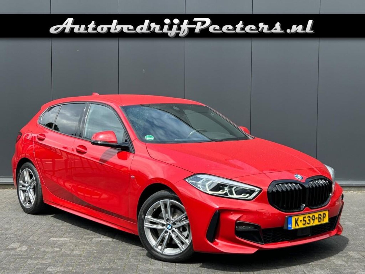 BMW 1-serie - 118i M Sport Shadow Leder HUD Live Cockpit ACC Camera - AutoWereld.nl