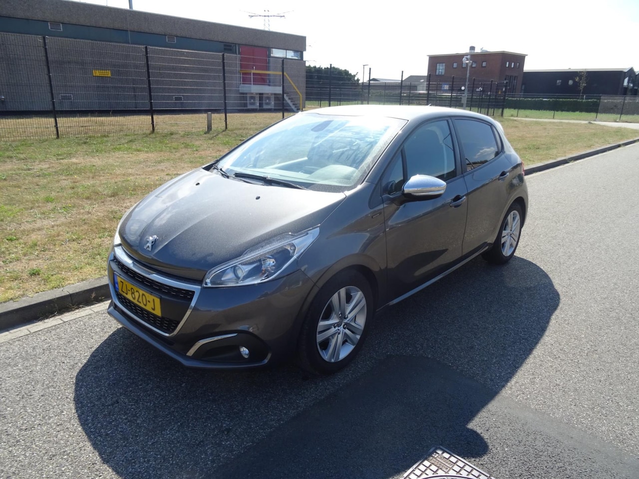 Peugeot 208 - 1.2 PureTech Signature 1.2 PureTech Signature - AutoWereld.nl