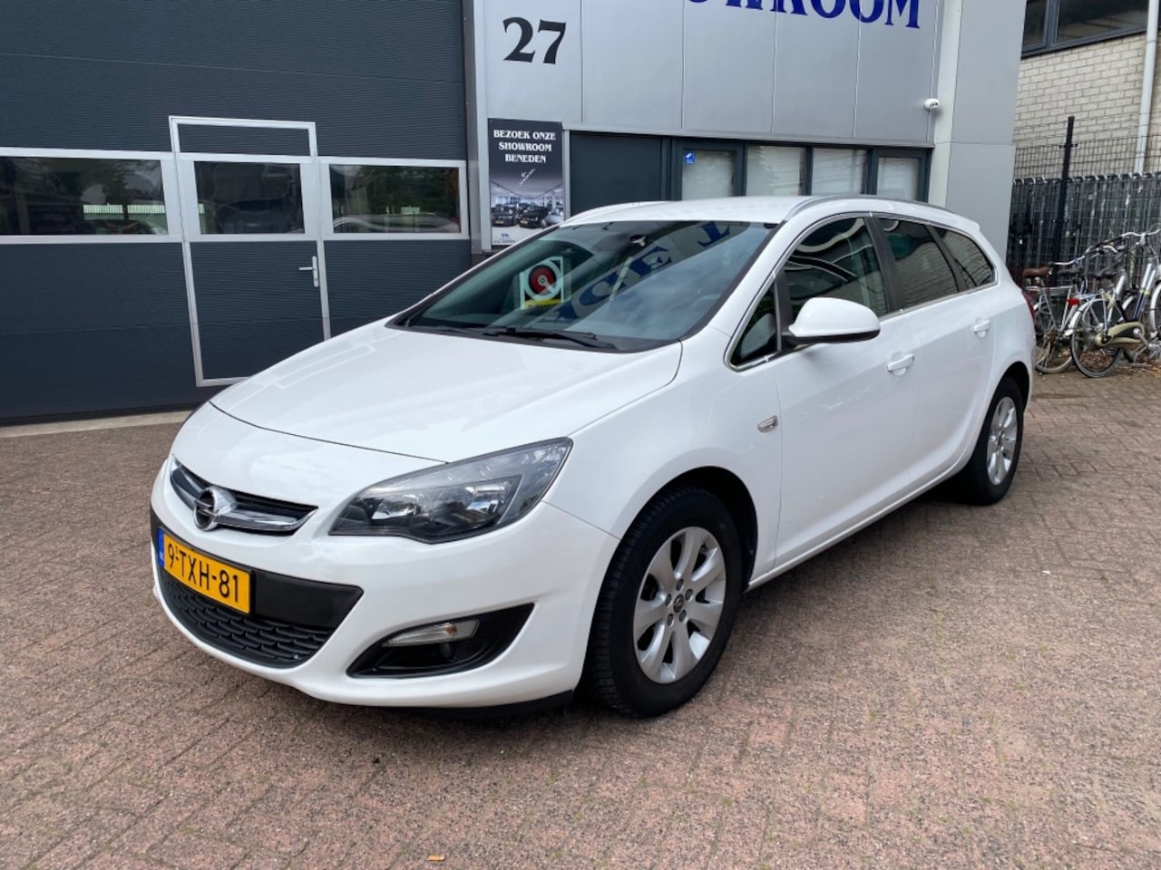 Opel Astra - 1.4 BUSINESS + .   Nette auto,apk 7-05-2026 - AutoWereld.nl