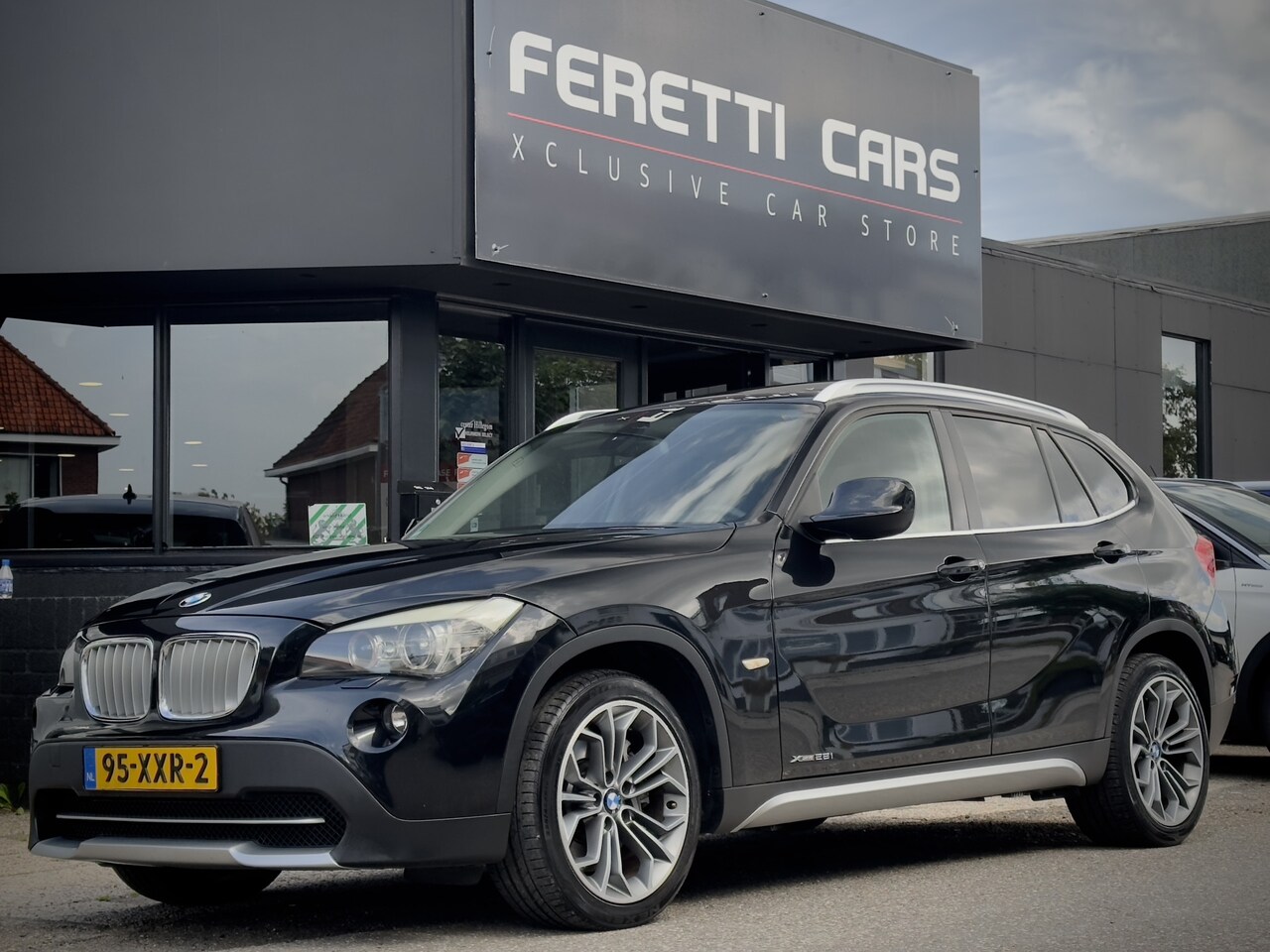 BMW X1 - xDrive28I AUT6 EXECUTIVE 259PK PANODAK LEDER NAVI AIRCO LED LMV PDC - AutoWereld.nl